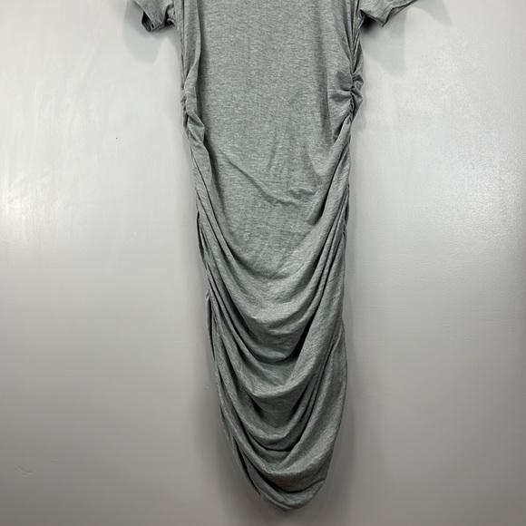Misguided Plus Gray Ruched sides Body Con Dress - Picture 3 of 8